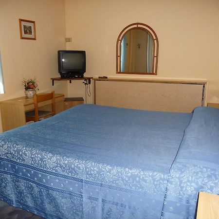 Hotel Astoria Altopascio Quarto foto